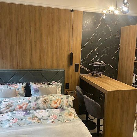 노비사드 Lux Dabich 2 아파트 외부 사진